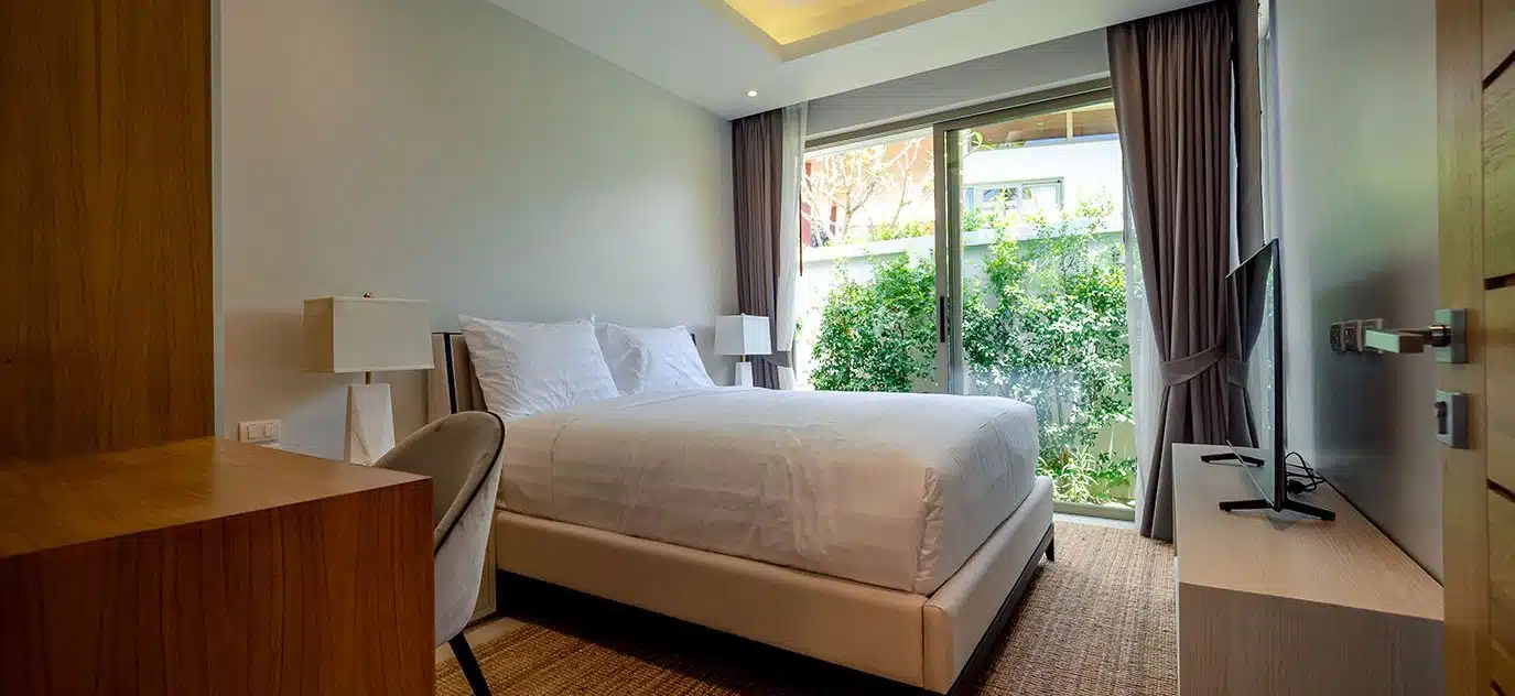 Balinese lakeside pool villa II - Real Estate Agency, Phuket